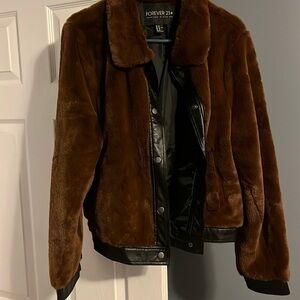 Used Forever 21 Women’s Plus Size BrownJacket faux fur w/rayon lining. 2X